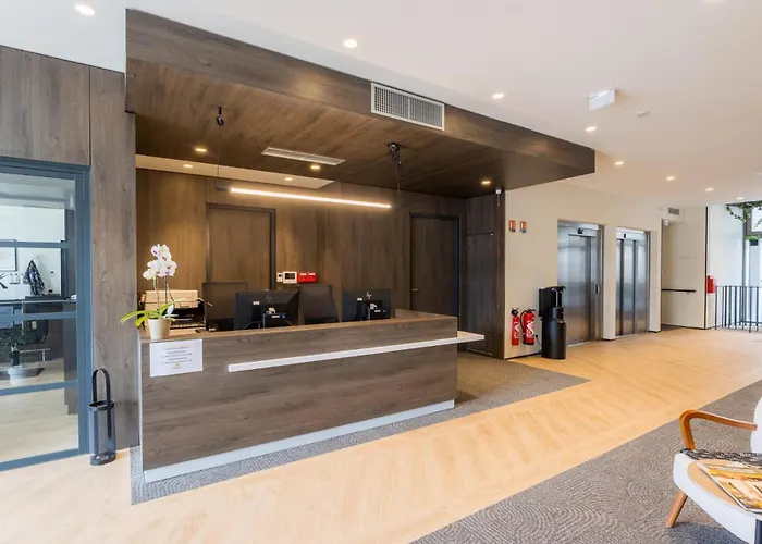 Ovelia - Le Carre Madeleine *